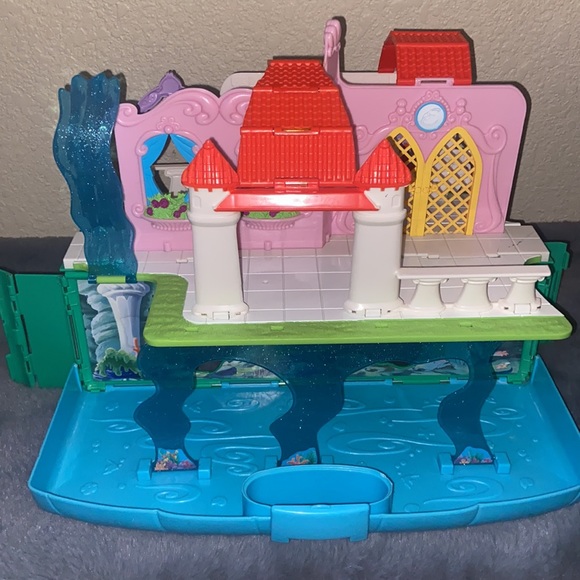 Disney Toys Disney The Little Mermaid Ariel Under The Sea Castle Pop Up Fold Out Playset Vtg